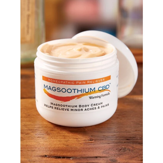 Brand new 𧨠Magsoothium CBD Magnesium And Arnica Warming Skin Cream β